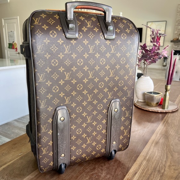 SOLD- Louis Vuitton Pegase 55 rolling luggage suitcase - Picture 2 of 16